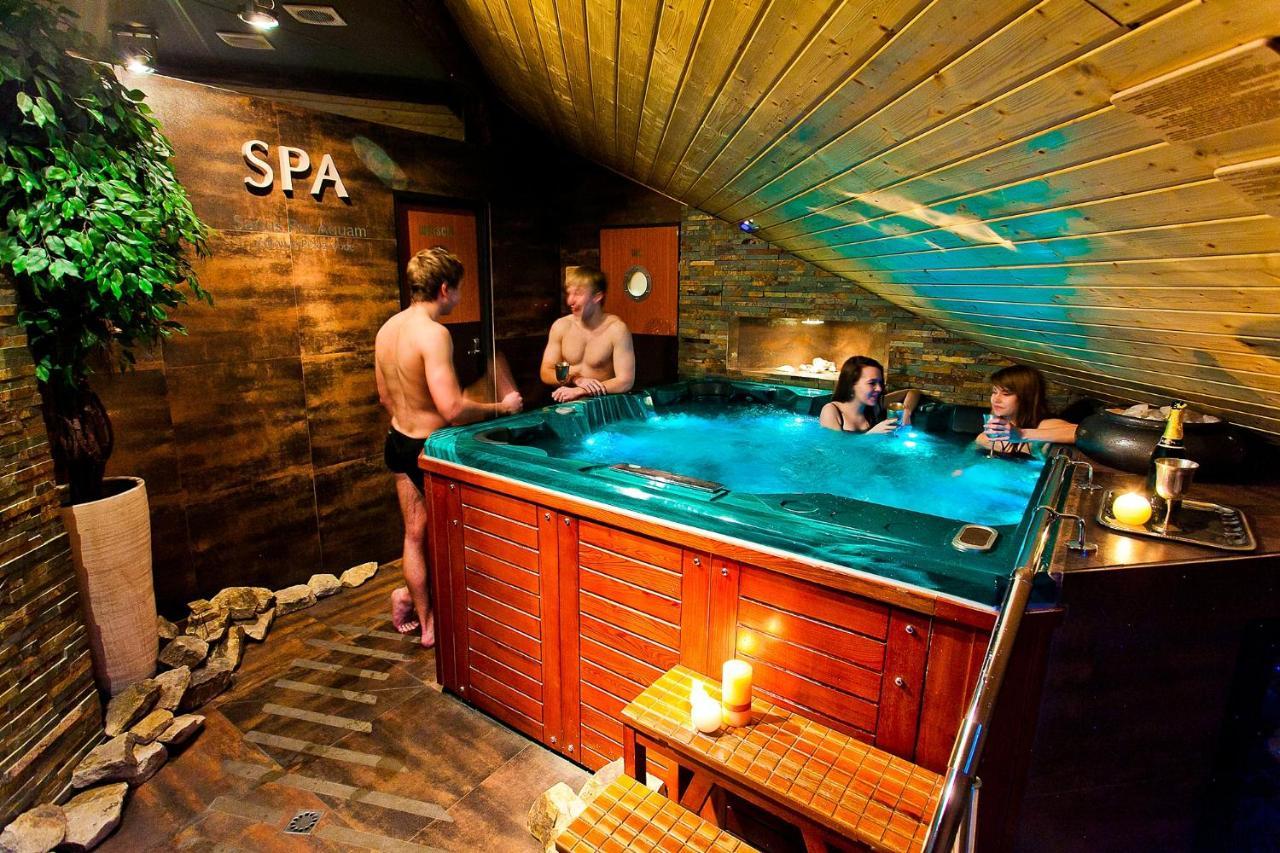 Apartament Pool Spa Z Jacuzzi Strzyżów Exterior foto